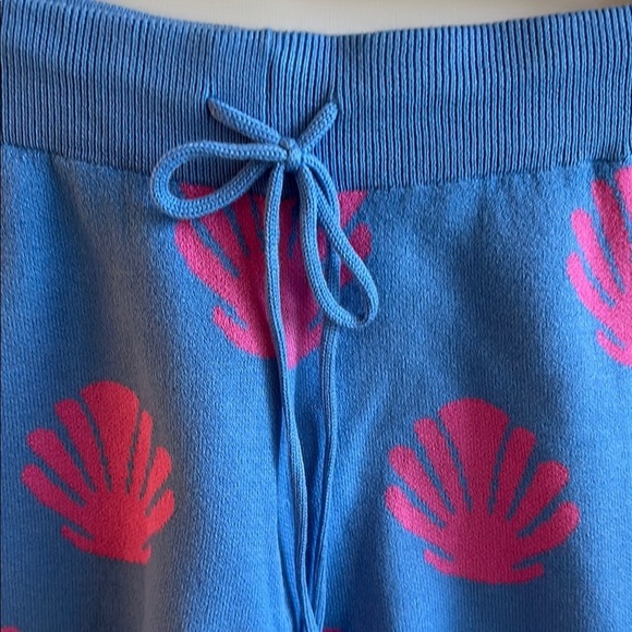 NWOT Pink Lily Shell Knit Set - Picture 10 of 13